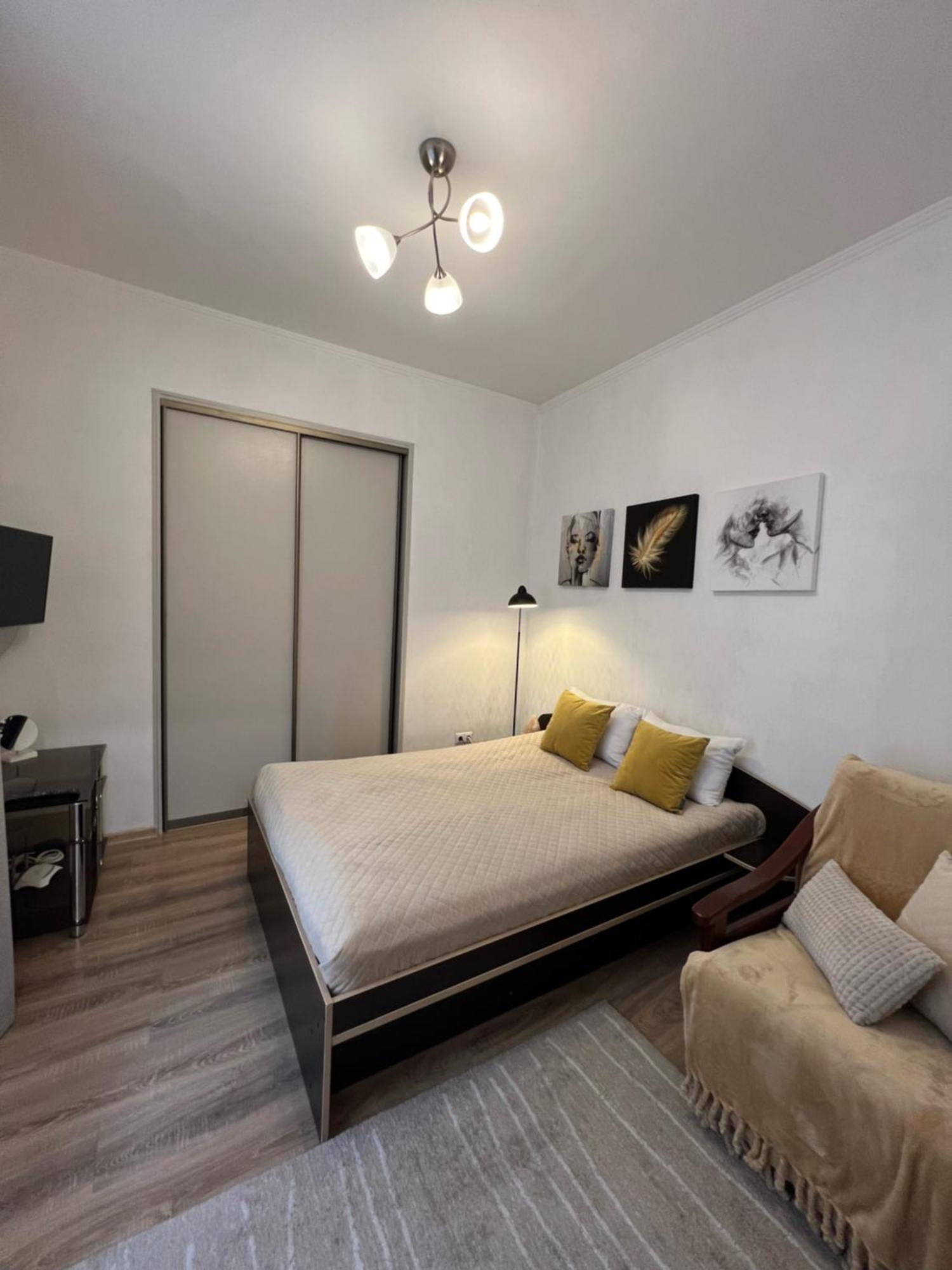 Cozy Apartment Near The Lviv National Opera Exterior photo